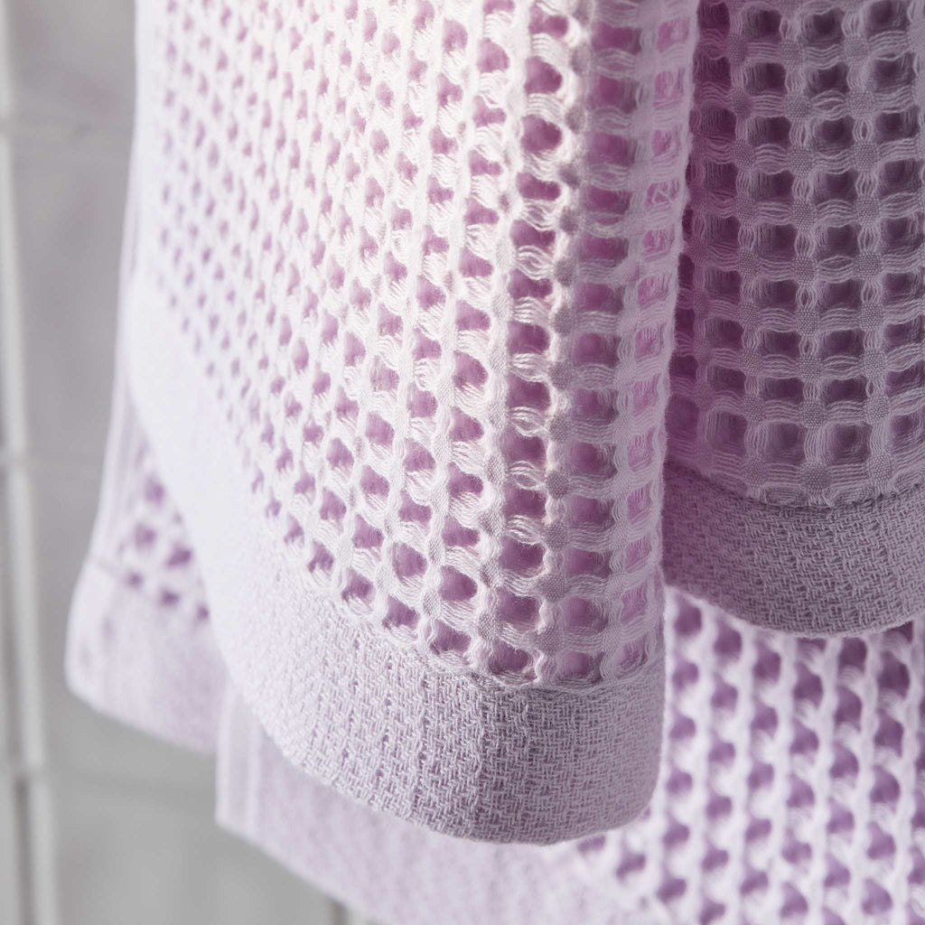 Dreamweave Waffle Bath Towels Set of 2 O1