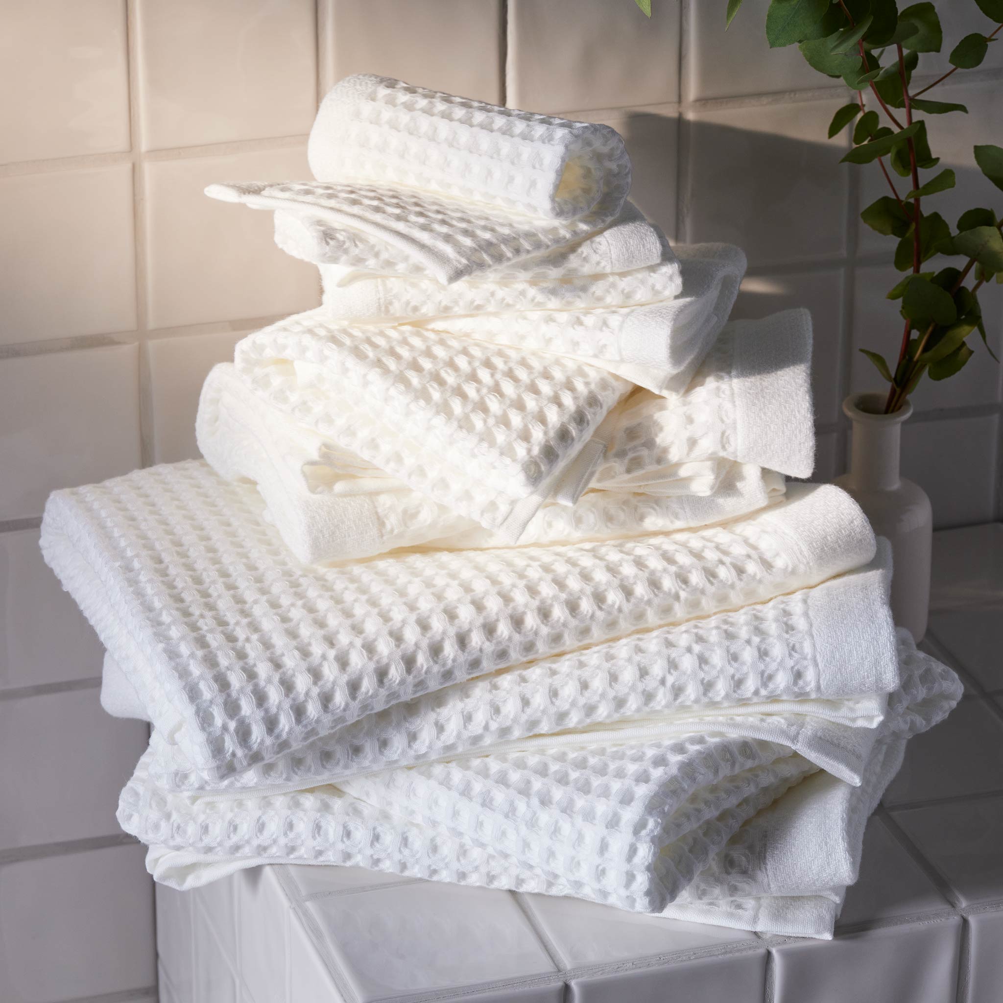 Dreamweave Waffle Bath Towels Set of 2 O1
