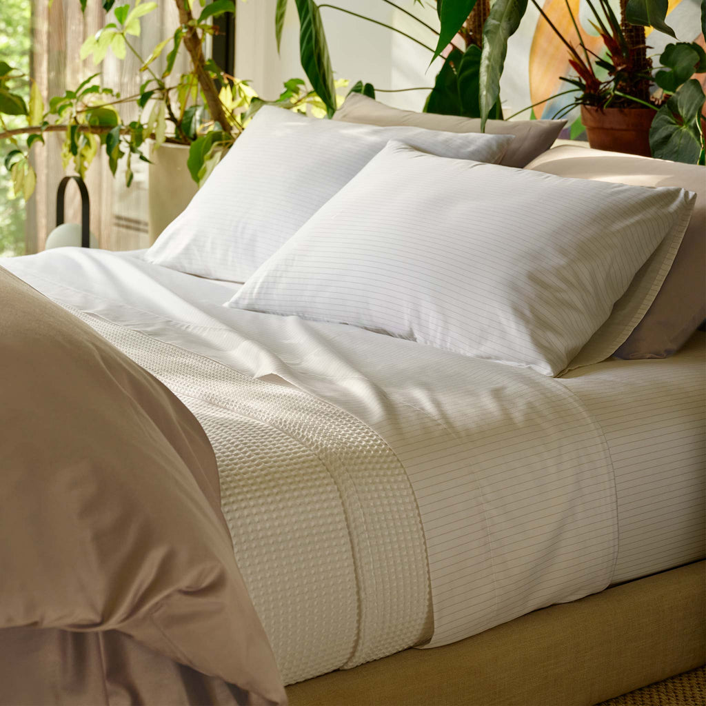 Dreamweave Waffle Bed Blanket E1