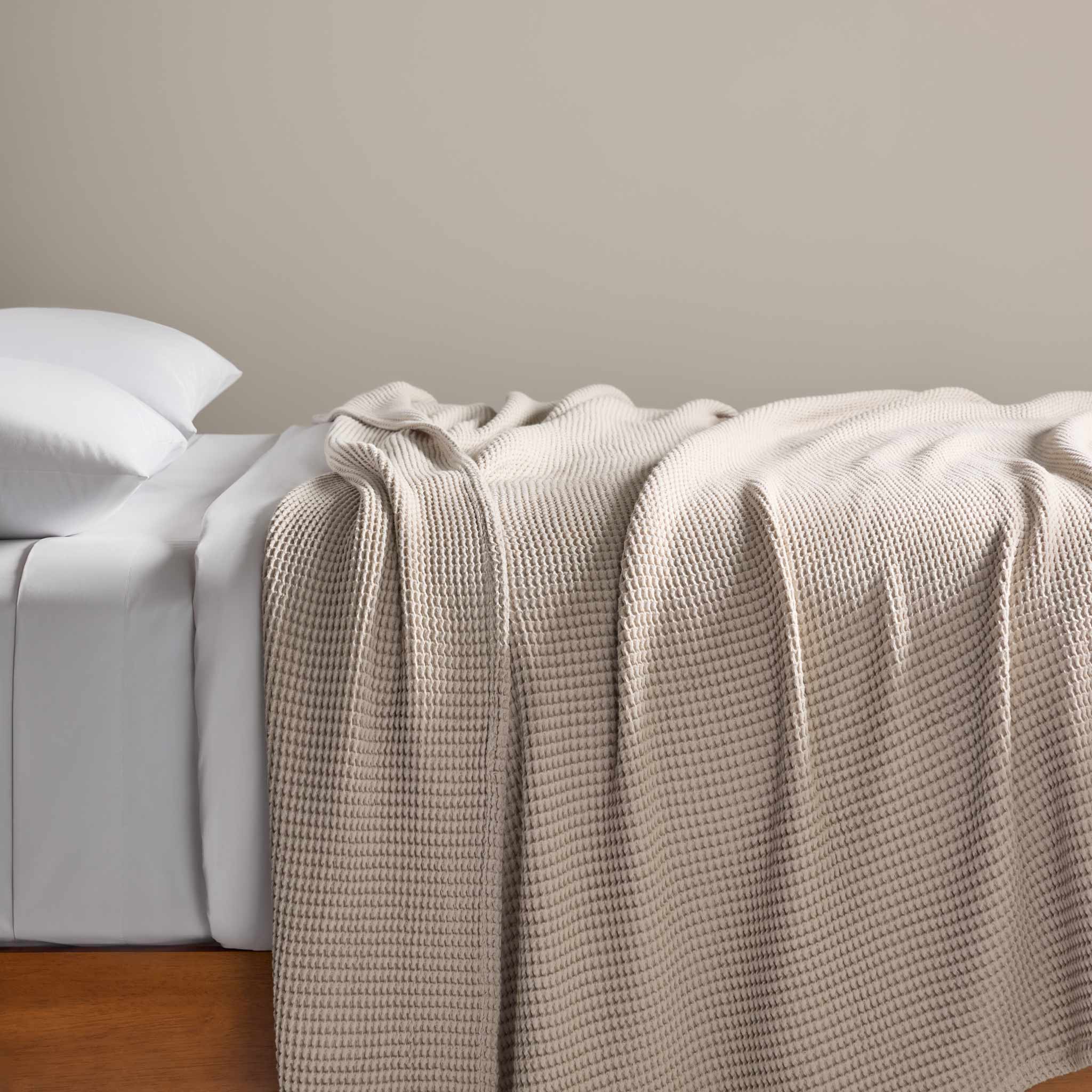 Dreamweave Waffle Bed Blanket E1