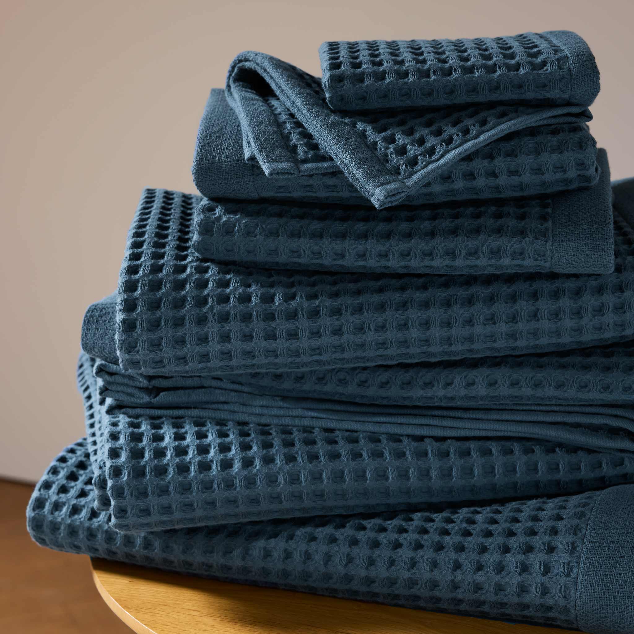 Dreamweave Waffle Bath Towels Set of 2 O1