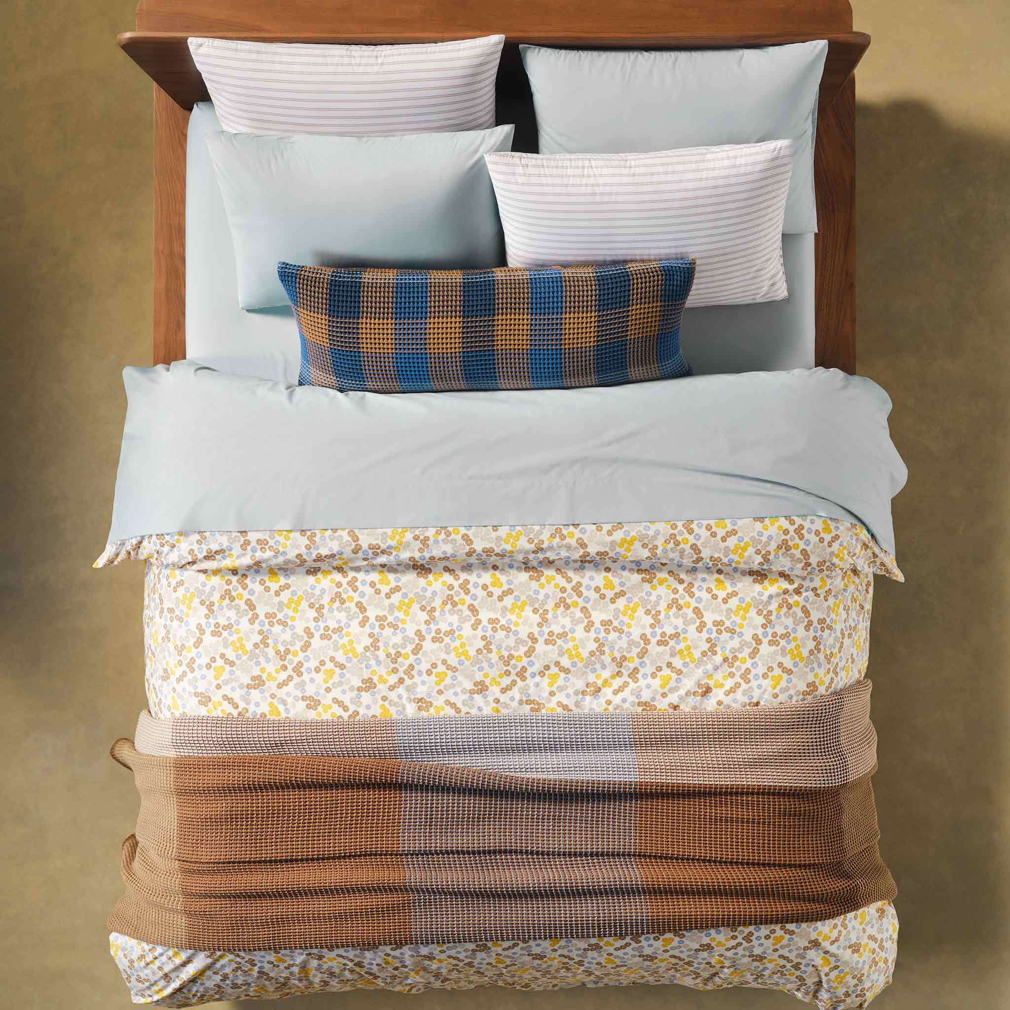 Dreamweave Waffle Bed Blanket E1