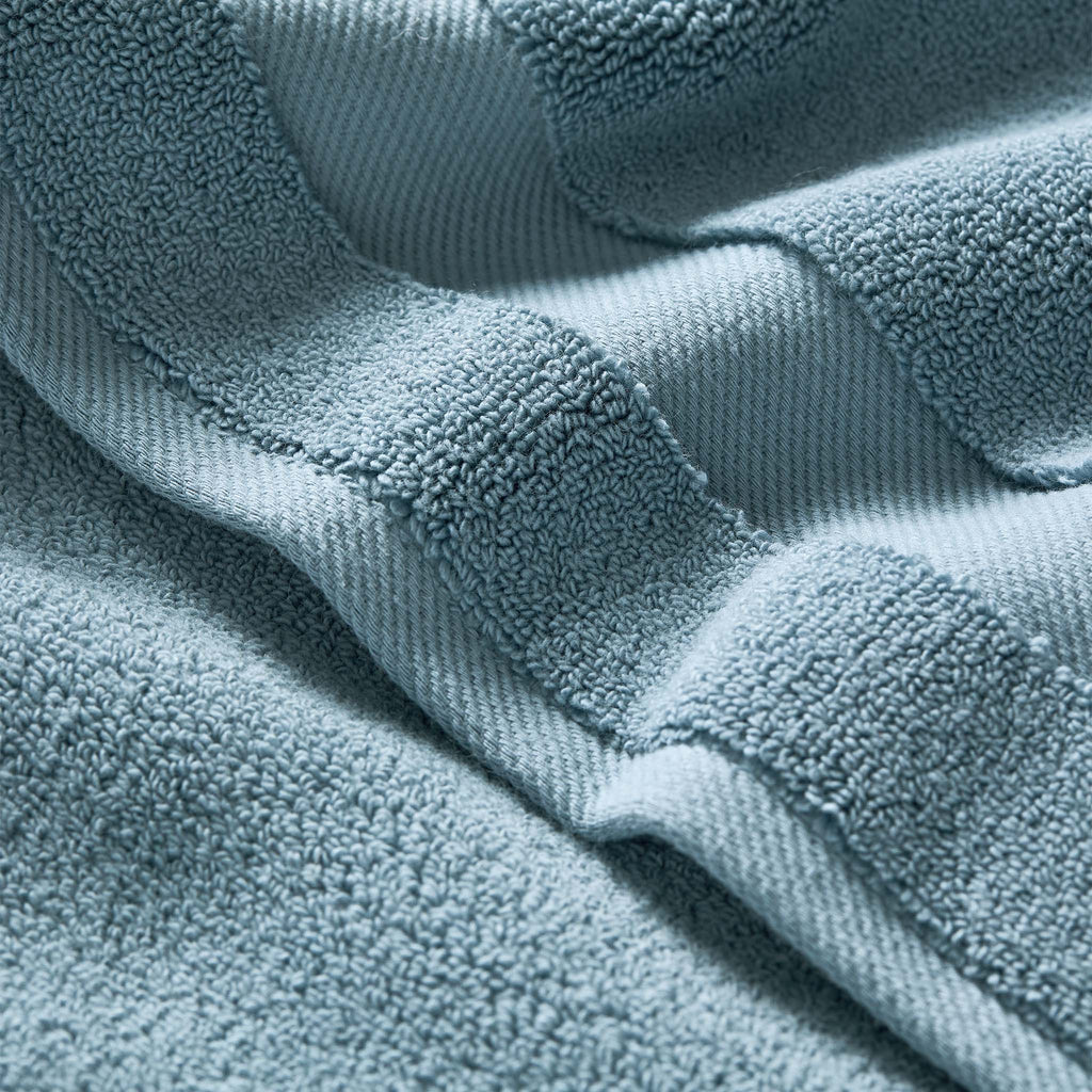 Super-Plush Set of 4 Bath Towel Bundle D6