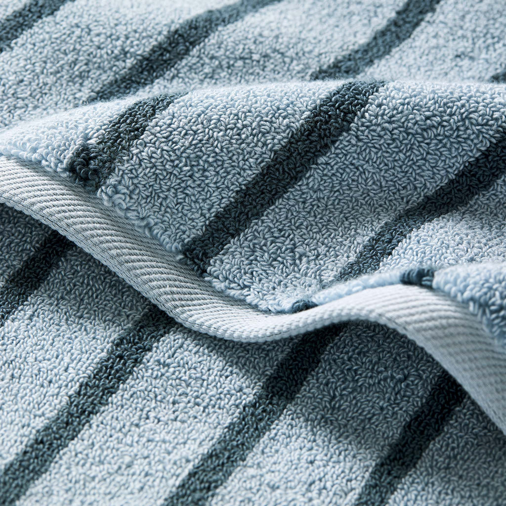 Super-Plush Set of 4 Bath Towel Bundle D6