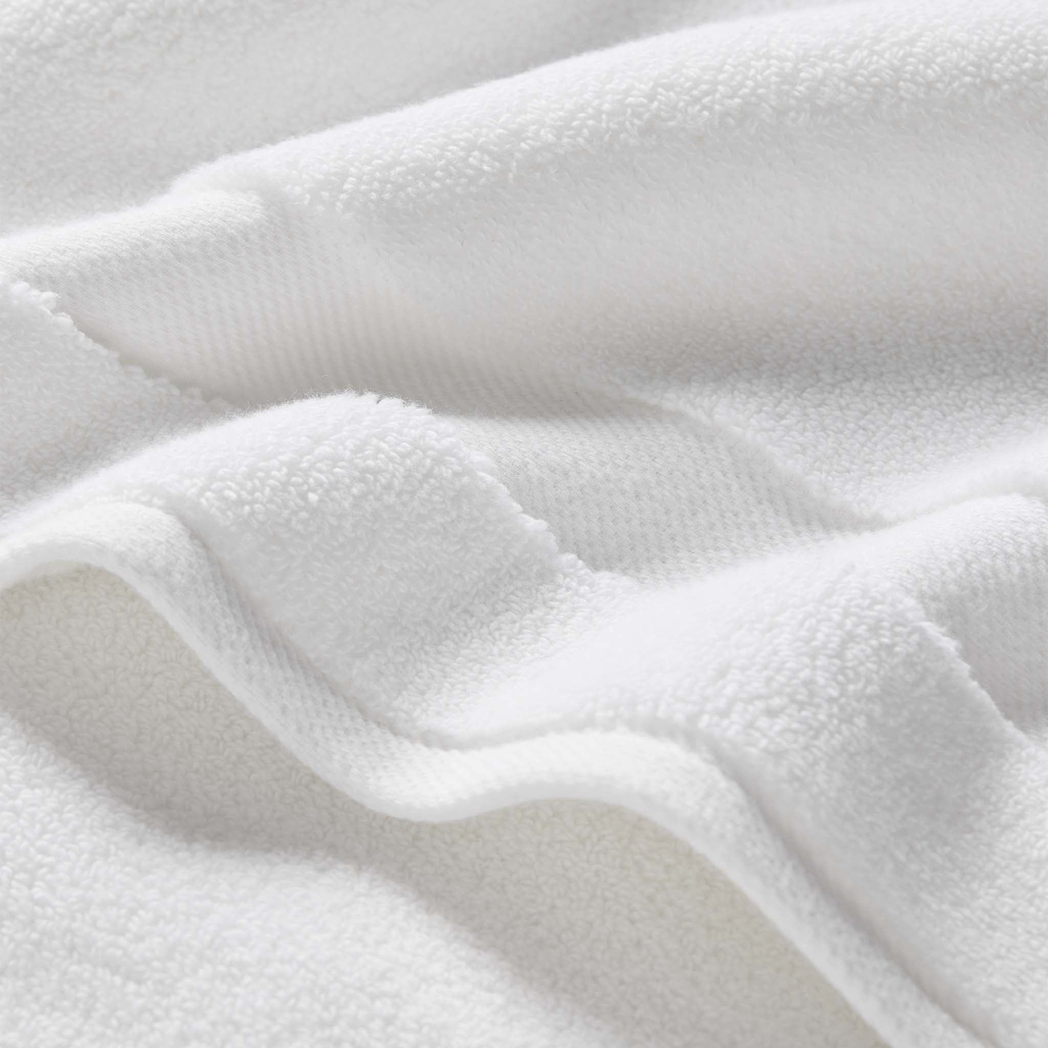 Super-Plush Set of 4 Bath Towel Bundle D6