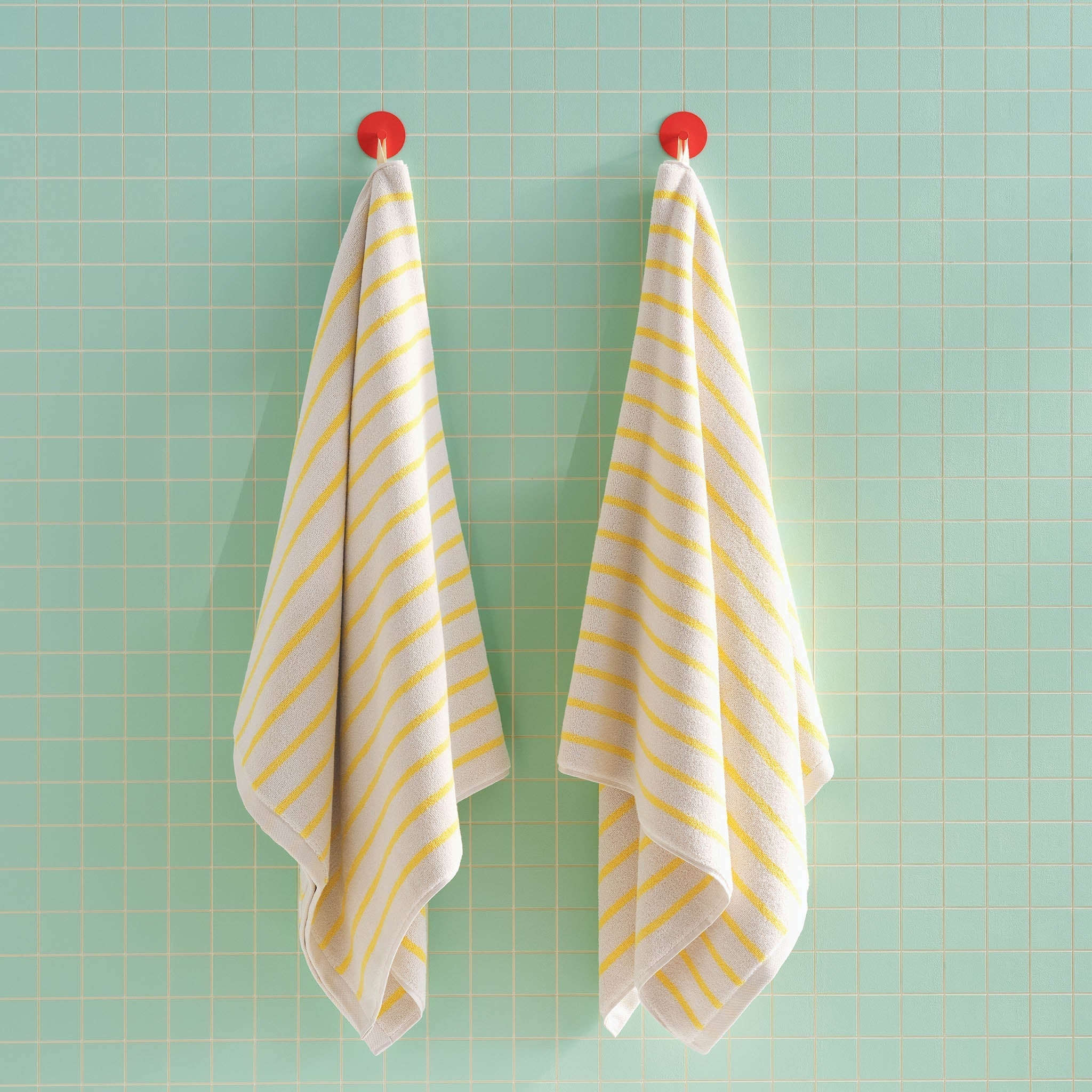 Super-Plush Set of 4 Bath Towel Bundle D6