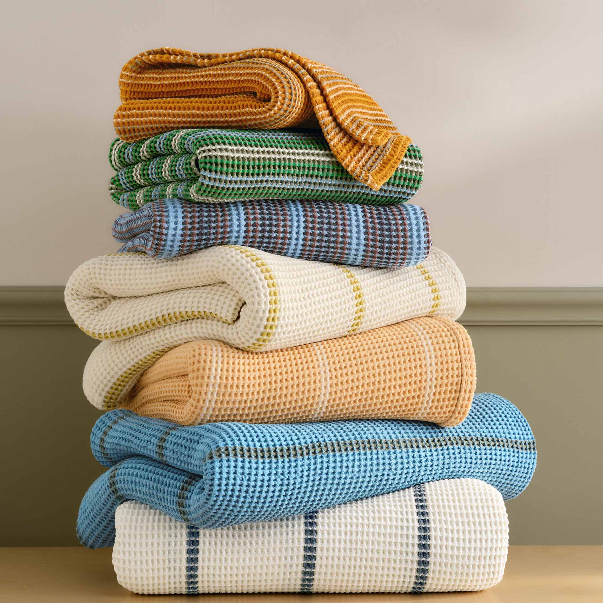 Dreamweave Waffle Bed Blanket E1