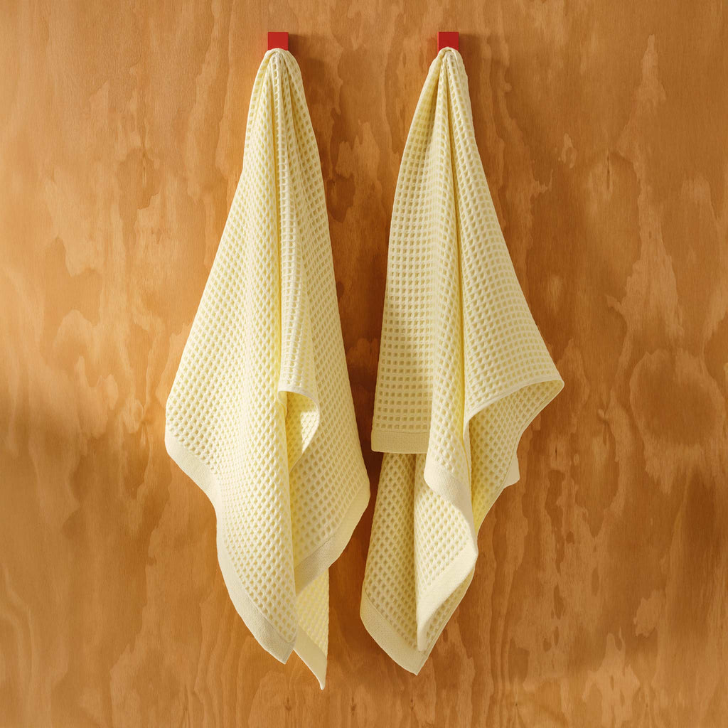 Dreamweave Waffle Bath Towels Set of 2 O1