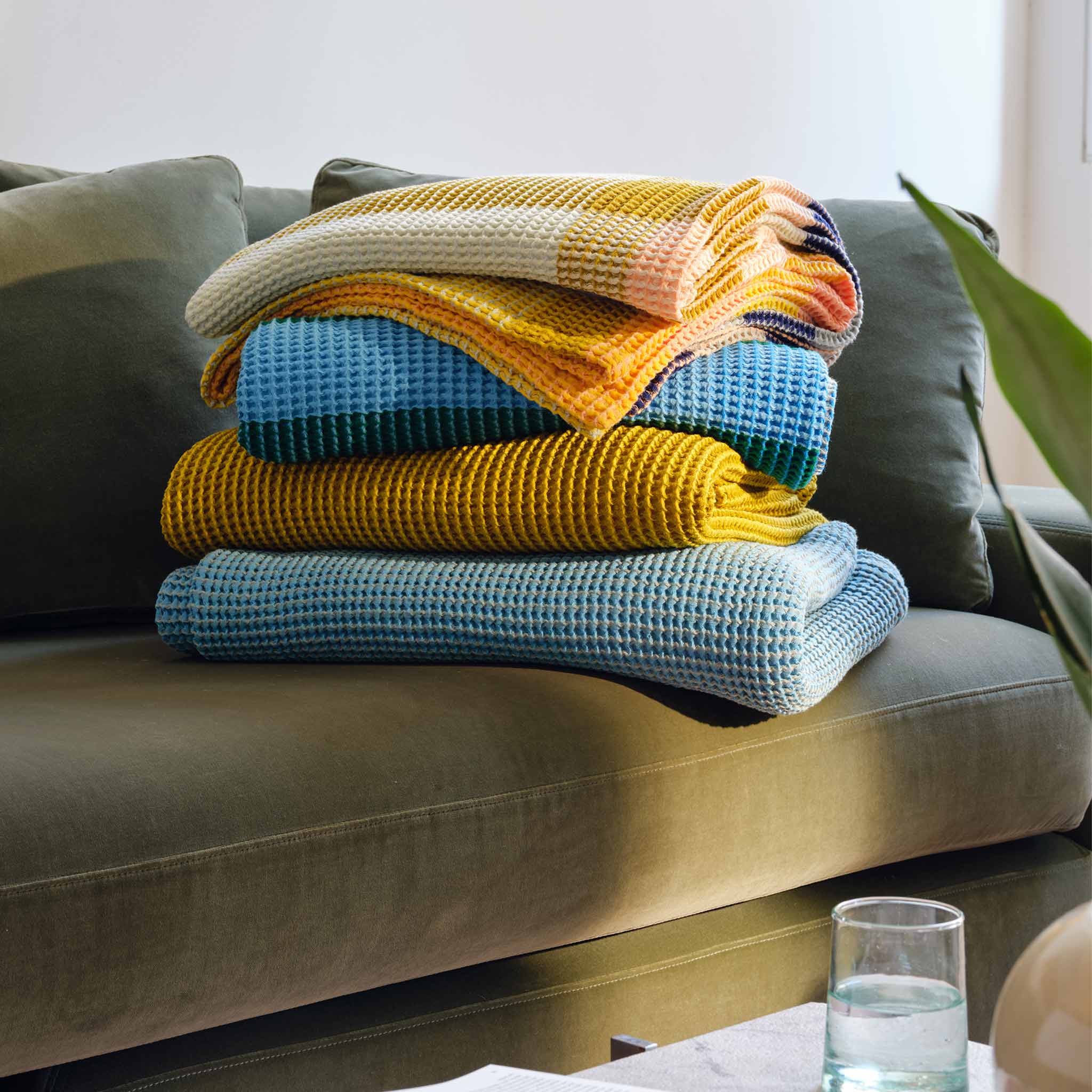 Dreamweave Waffle Bed Blanket E1
