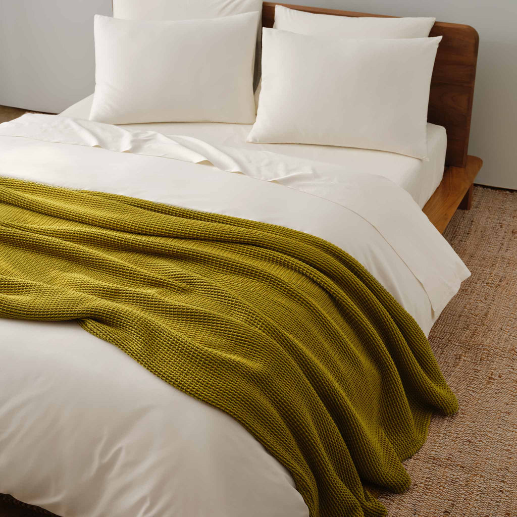 Dreamweave Waffle Bed Blanket E1